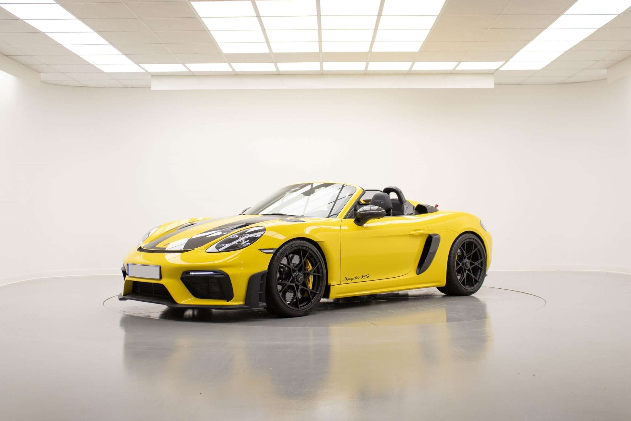 porsche_718-spyder-rs_255653_0001