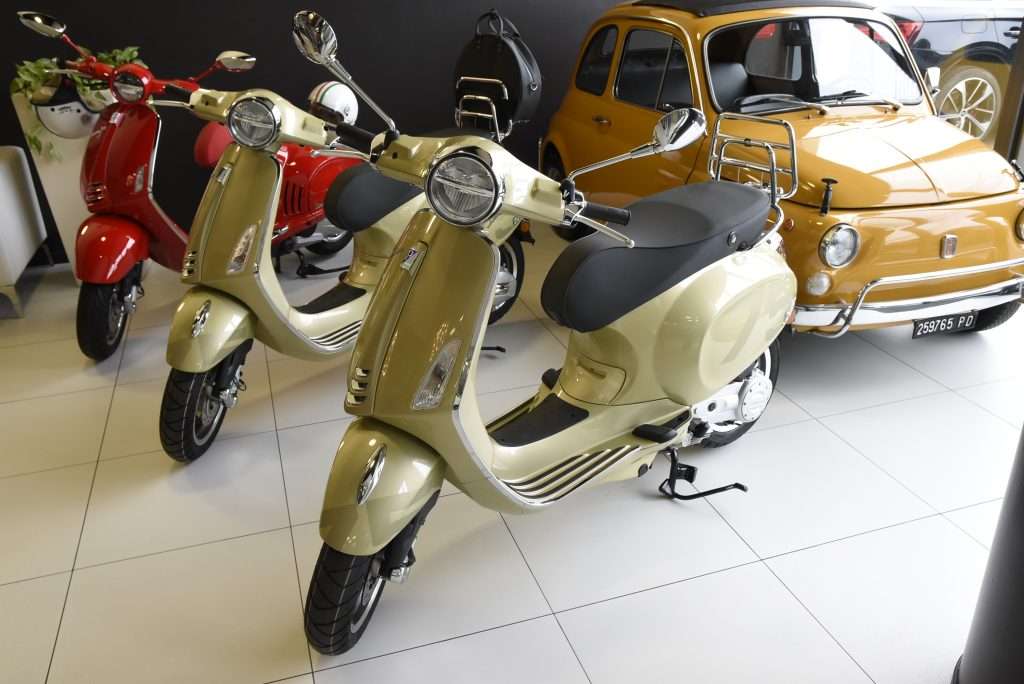 vespa primavera 50 75th e5 234347 0001