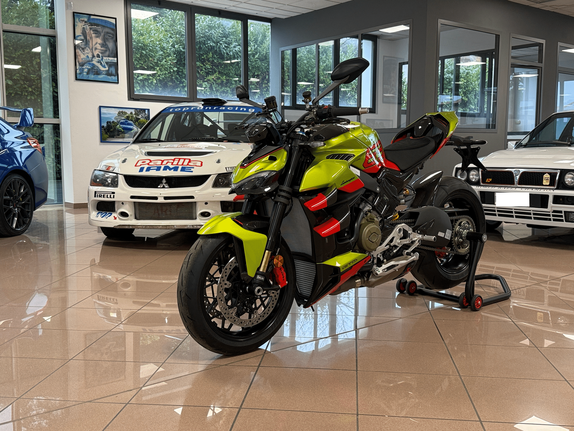 ducati_streetfighter-v4-lamborghini_262994_0001