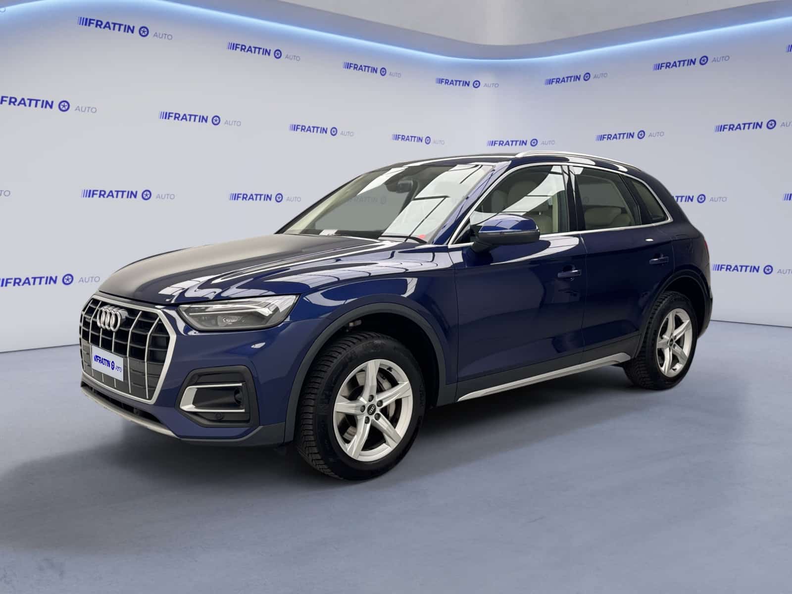 audi_q5-50-tfsi-e-quattro-s-tronic-business-advanced_263608_0001-3