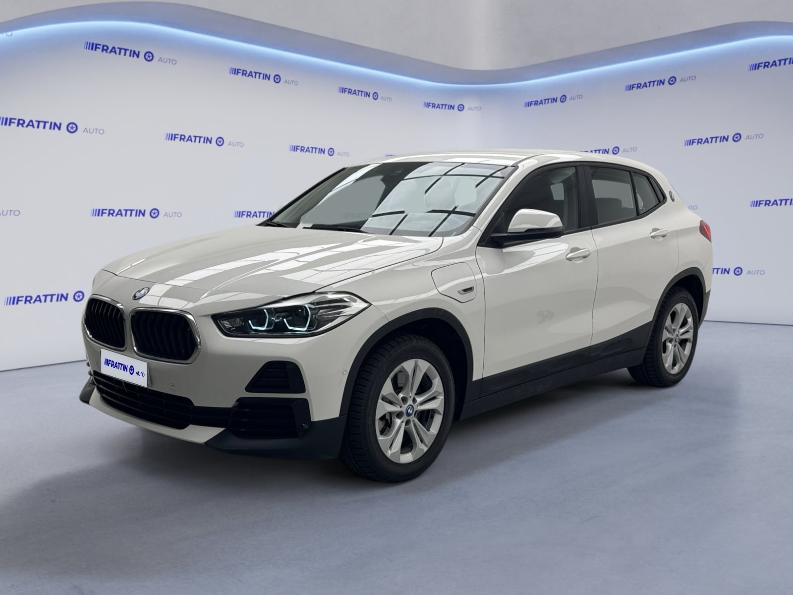bmw_x2-xdrive25e-businessx_263627_0001