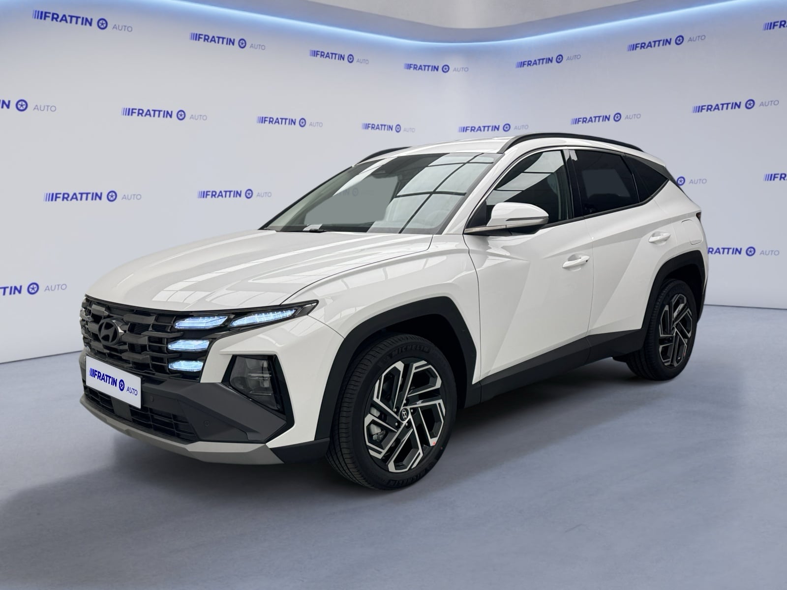 hyundai_tucson-16-hev-aut-exellence_263596_0001