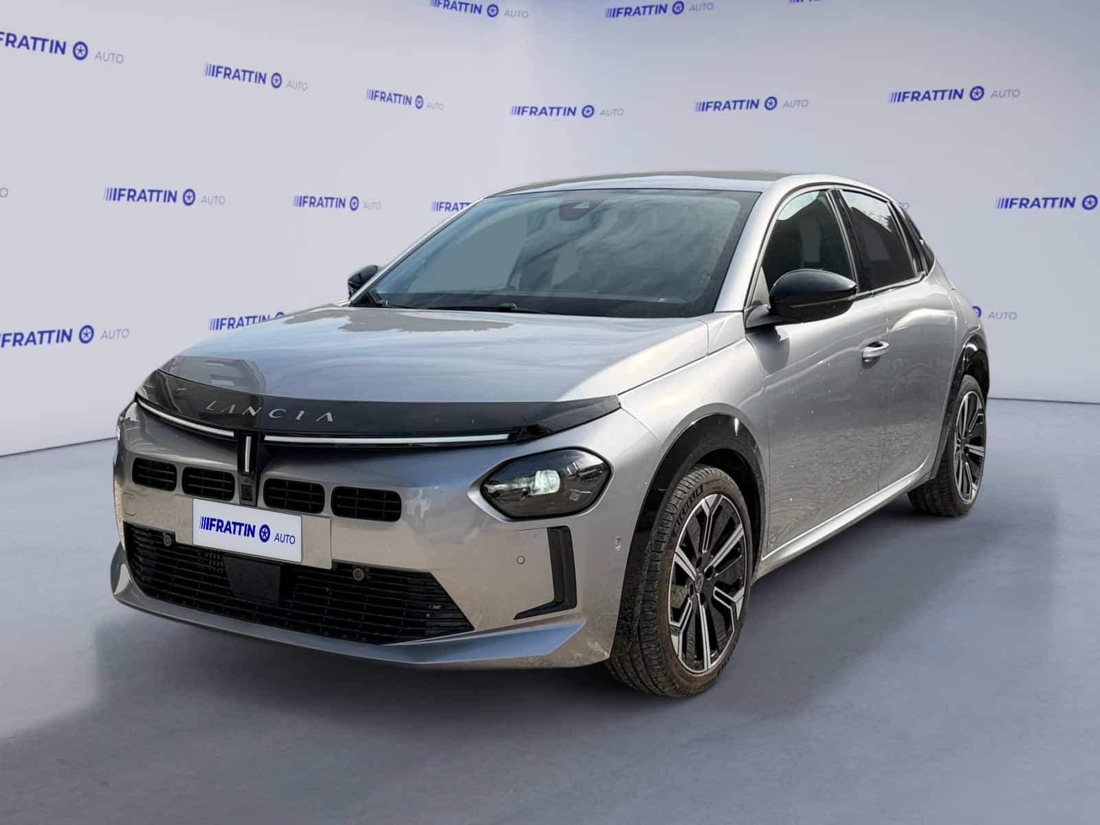 lancia_ypsilon-hybrid-edct-lx_260582_0001