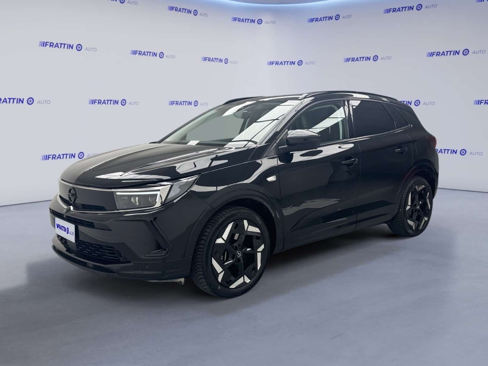 opel_grandland-16-phev-aut-awd-gse_260360_0001