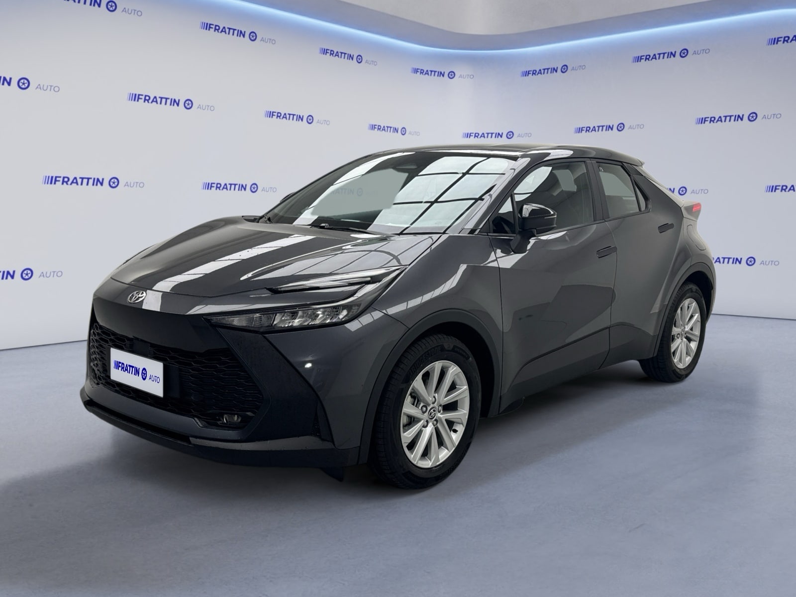 toyota_chr-18-hv-active_263684_0001
