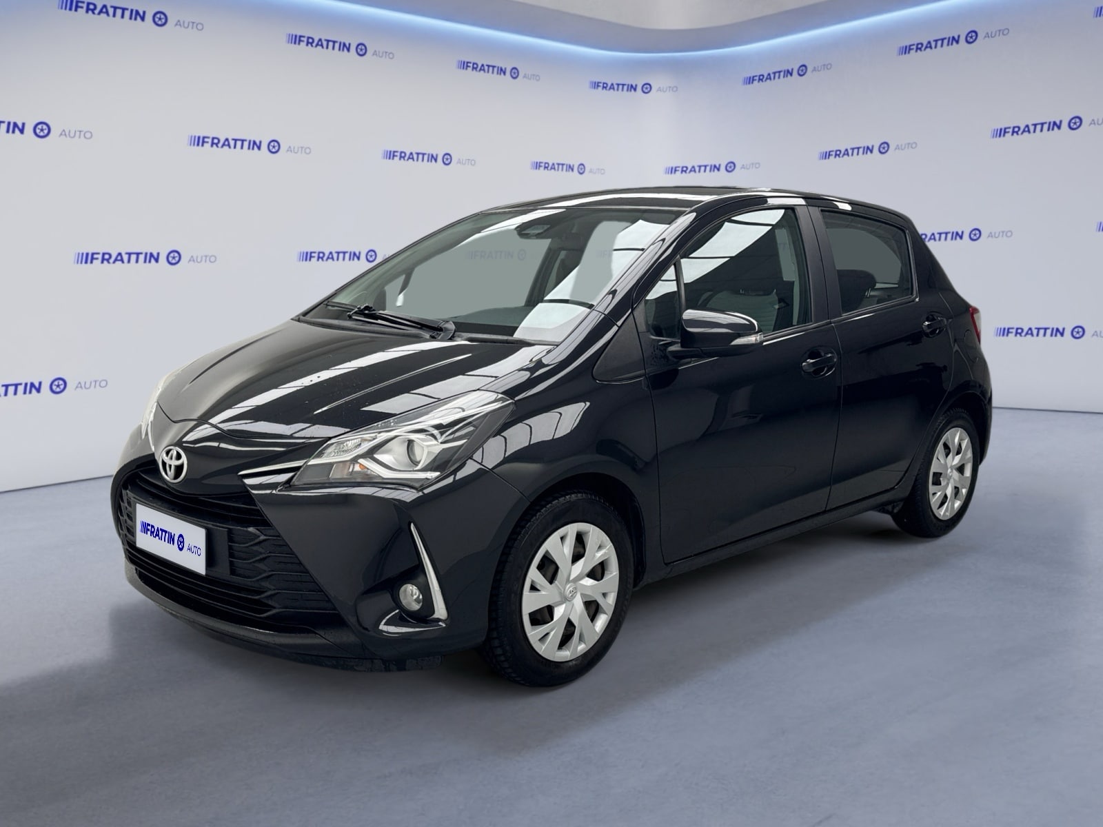 Auto usate sotto i 10.000 Euro toyota_yaris-10-5-porte-active_262721_0001