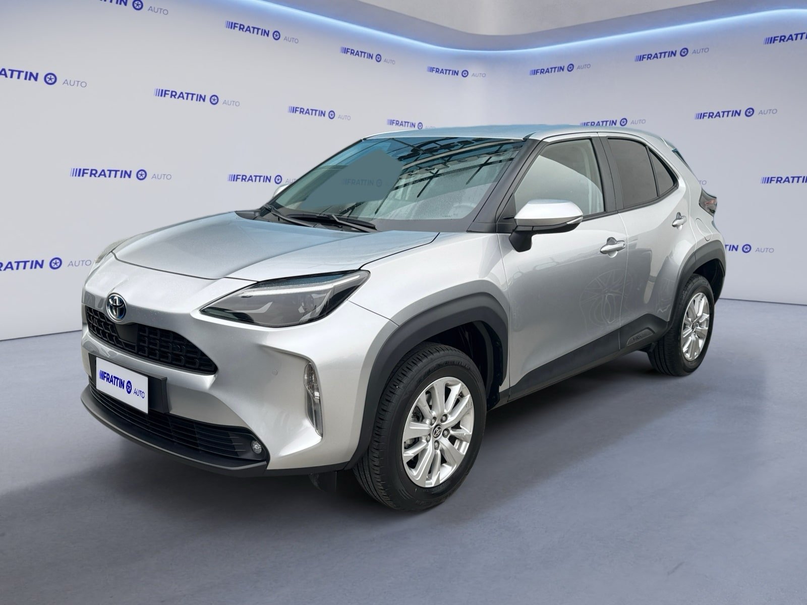 toyota_yaris-cross-my-22-urban-suv-5-porte-business-hybrid-ecvt-fwd_262485_0001
