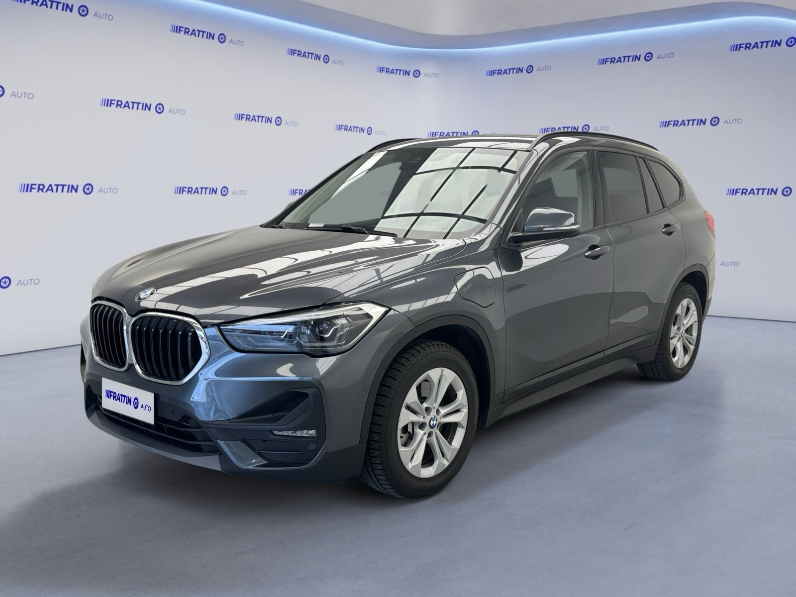 bmw_x1-xdrive25e-business-advantage_264341_0001