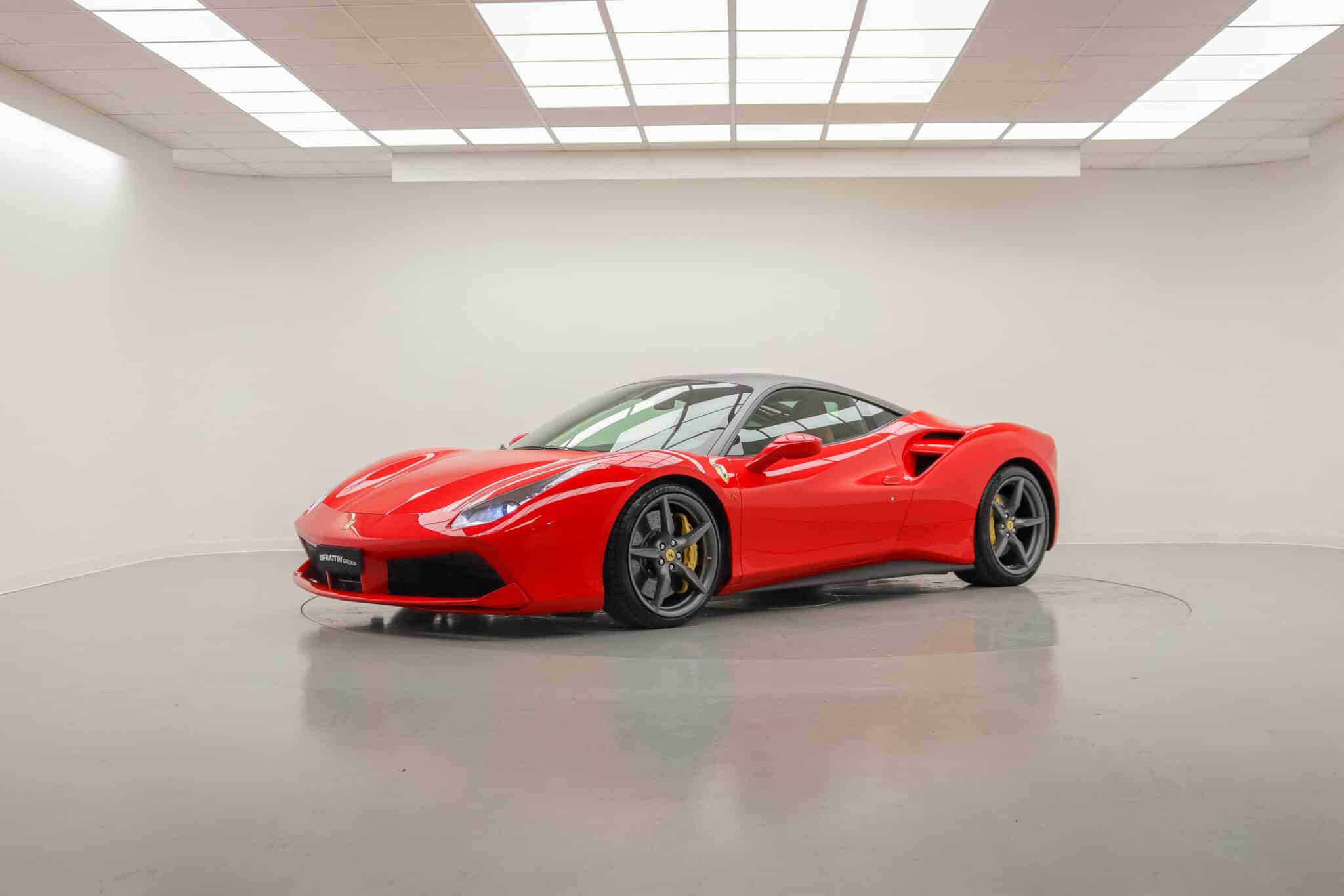 ferrari_488-gtb_264475_0001