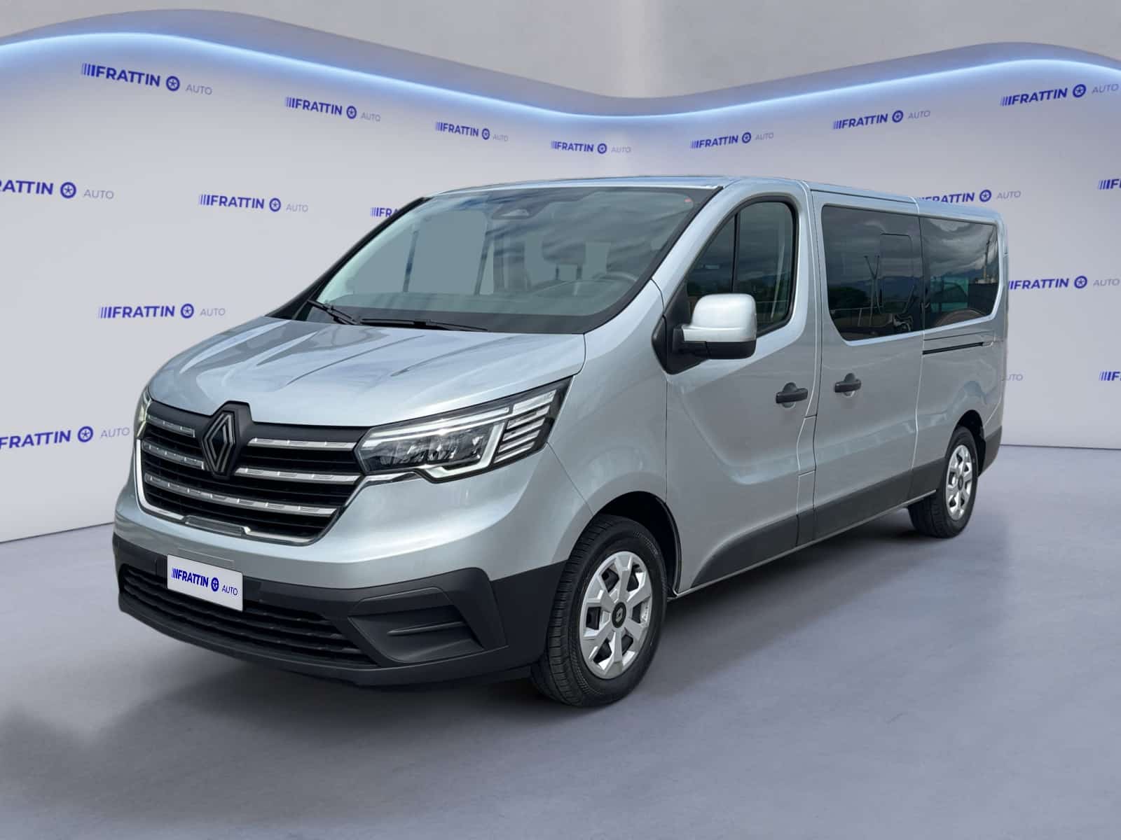 renault_trafic-bluedci-150cv-pltn-authentic_264050_0001