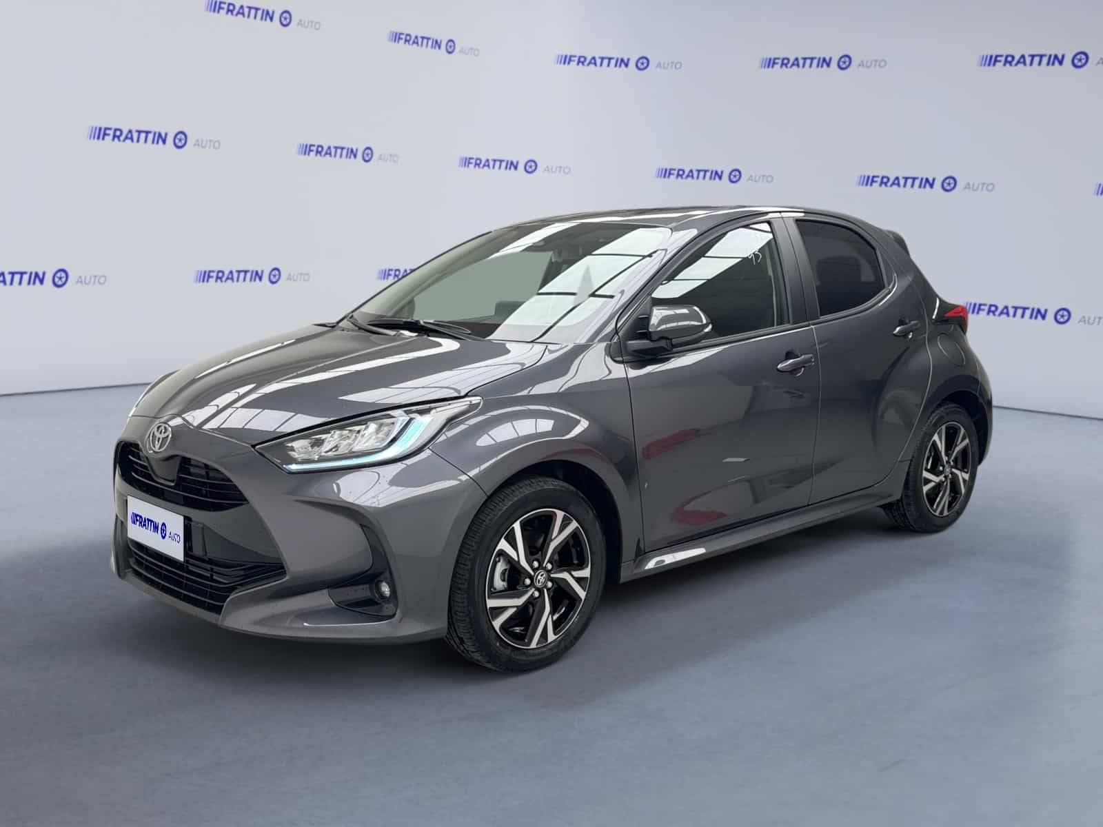 toyota_yaris-15-hybrid-5-porte-trend_263444_0001