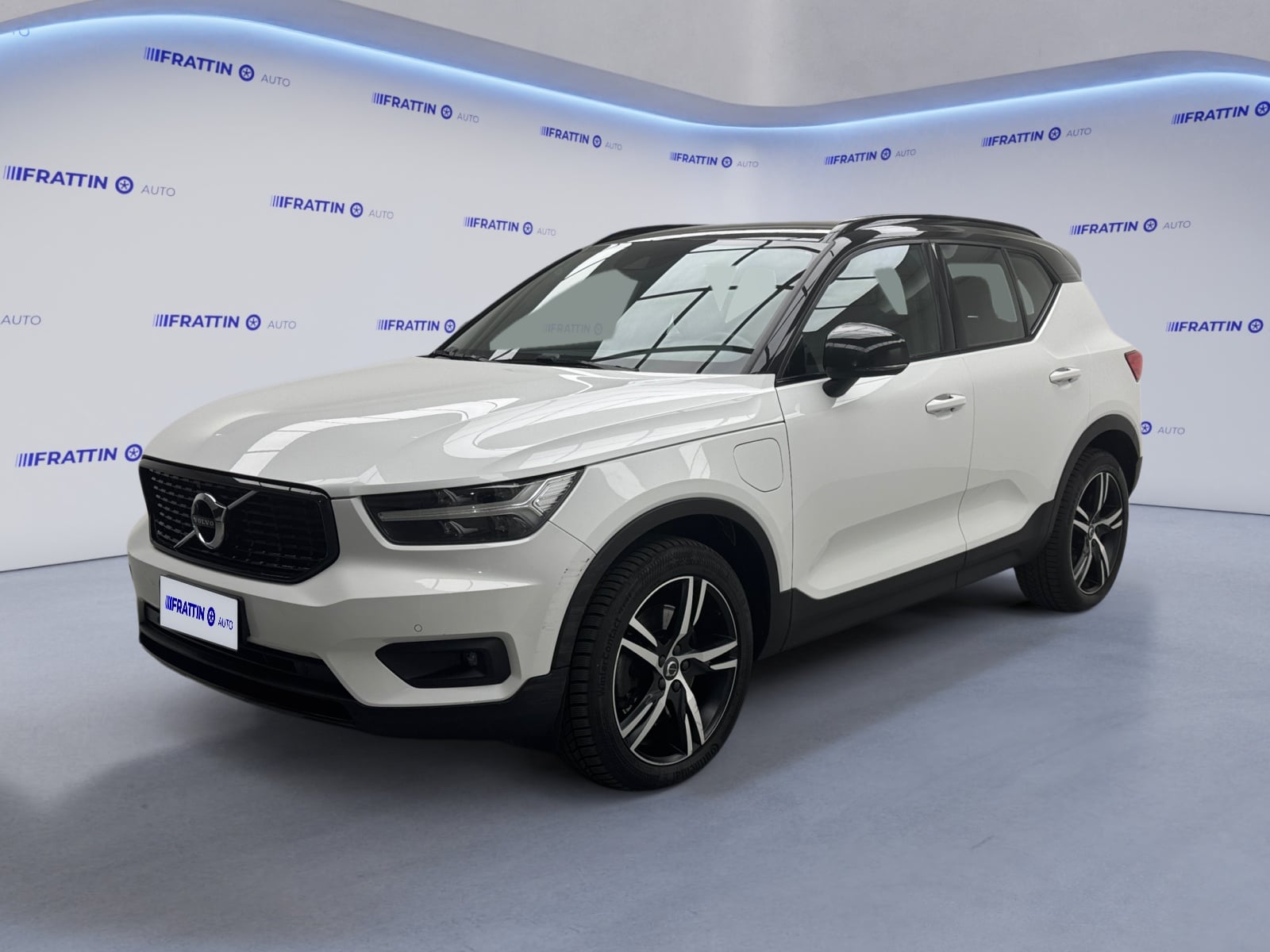 volvo_xc40-t5-recharge-plugin-hybrid-rdesign_264358_0001-1