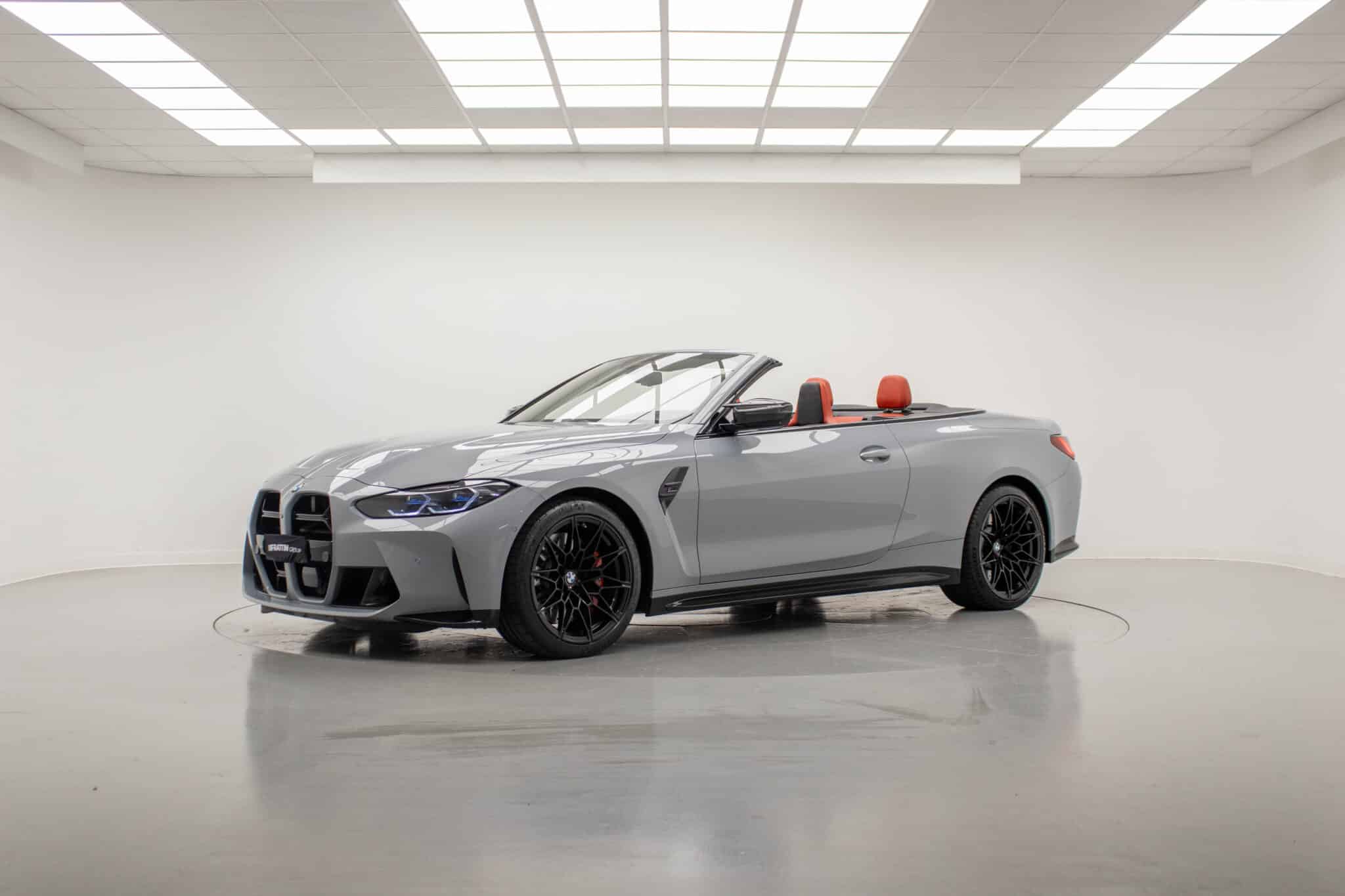 bmw_m4-competition-m-xdrive-cabrio_255773_0001