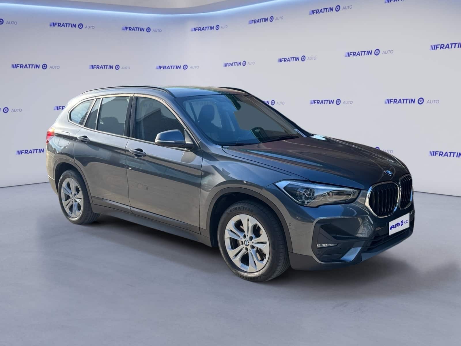 bmw_x1-xdrive25e-business-advantage_261129_0001