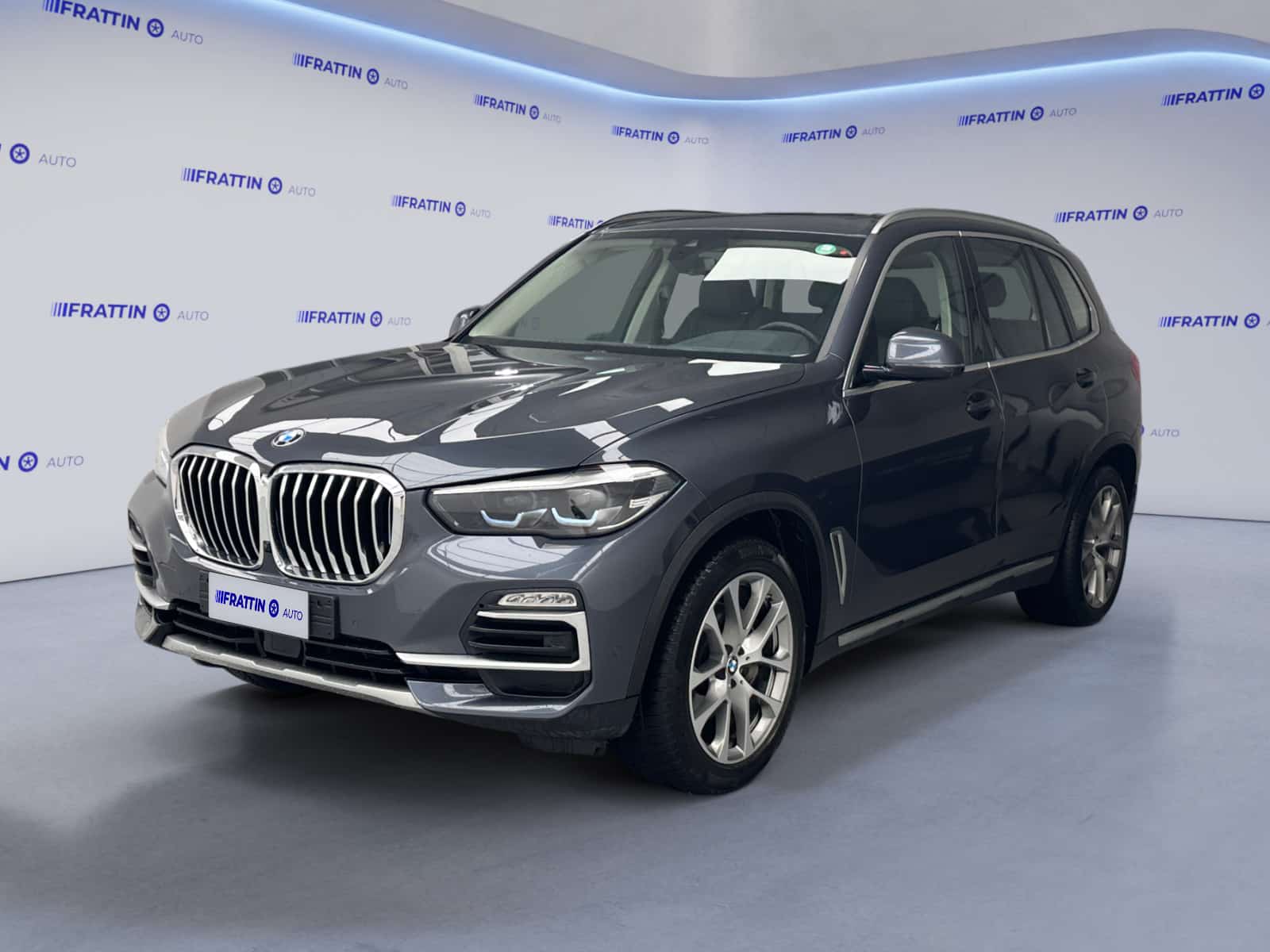 bmw_x5-xdrive30d-48v-xline_252969_0001