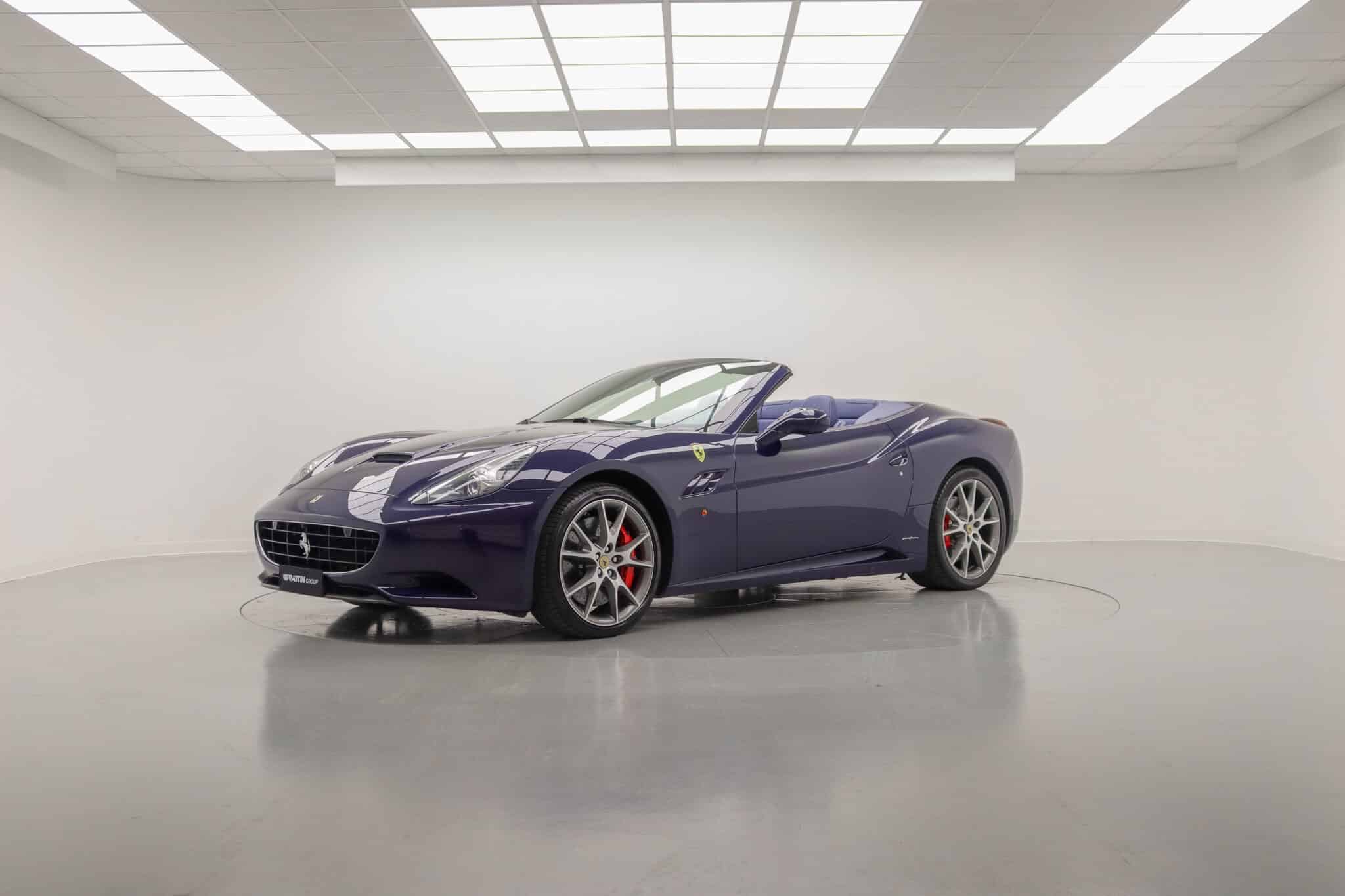 ferrari_california-dct_265516_0001