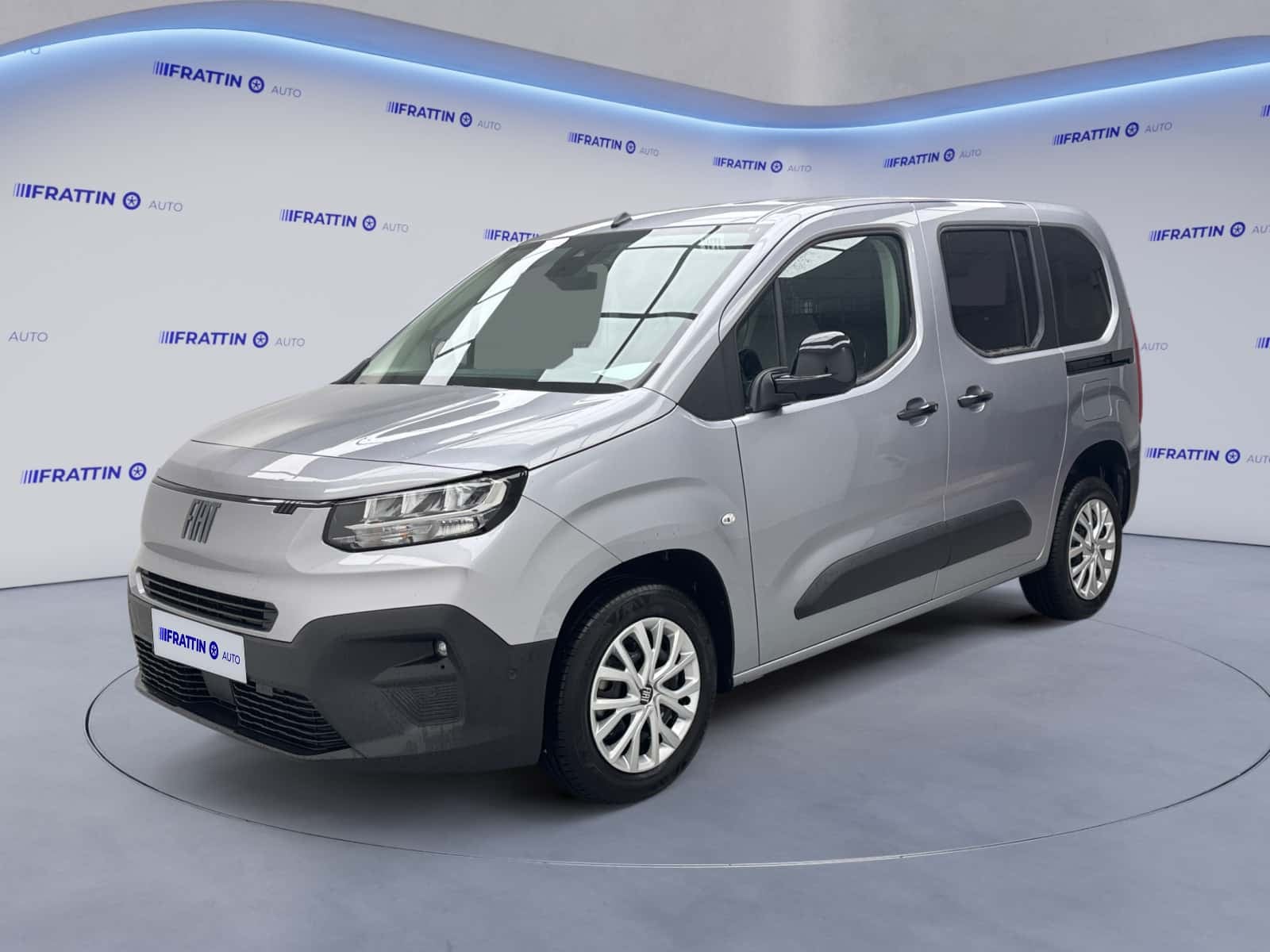 fiat_doblo-15-bluehdi-100cv-combi-n1_265669_0001