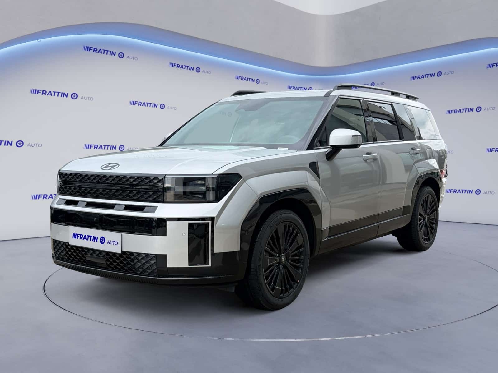 hyundai_santa-fe-16-tgdi-hev-4wd-at-7-posti-xclass_265087_0001