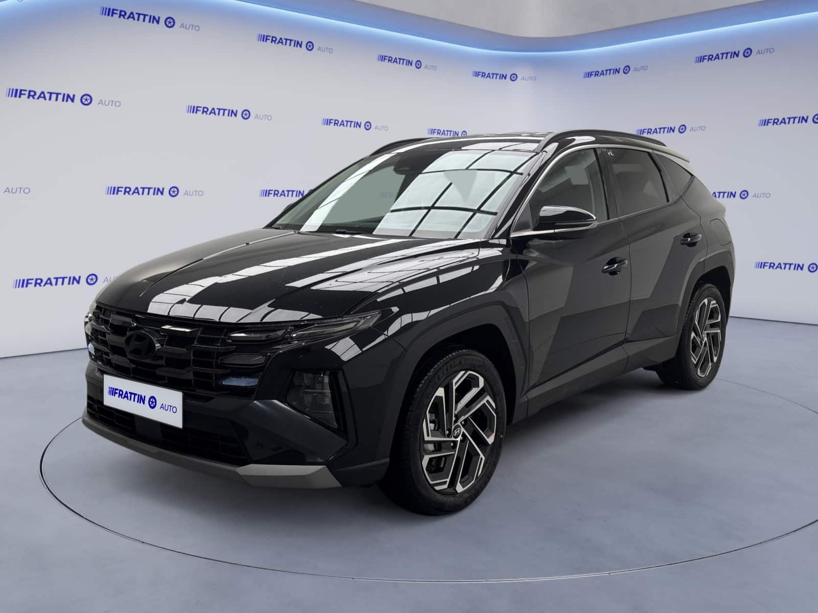 hyundai_tucson-16-hev-aut-exellence_265045_0001-1