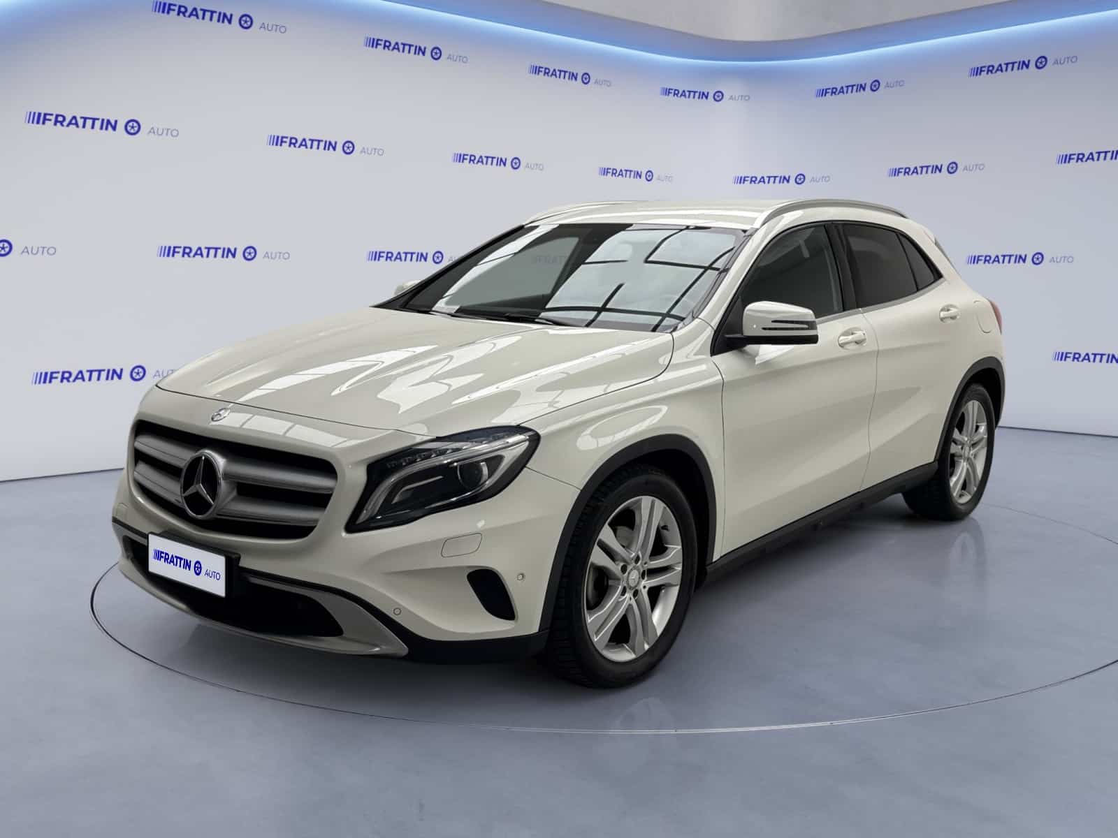 mercedes_gla-200-cdi-sport-auto_264337_0001-2
