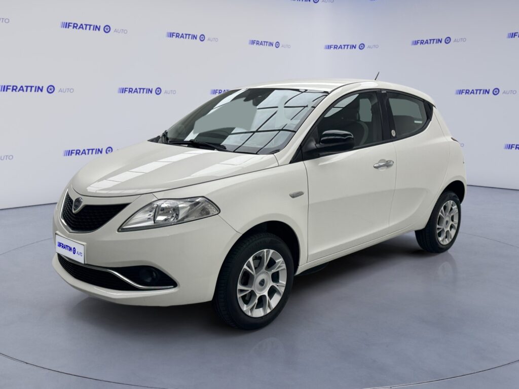 lancia ypsilon 09 twinair 85 cv 5 porte metano ecochic gold 266313 0001
