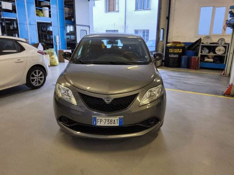 lancia ypsilon 12 69 cv 5 porte silver 265888 0001 3
