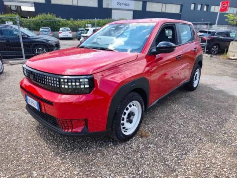 fiat grande panda 44 kwh red 267624 0001